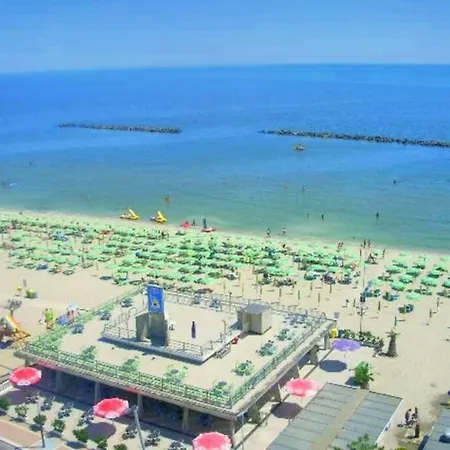 Holiday home Nettuno 9c *